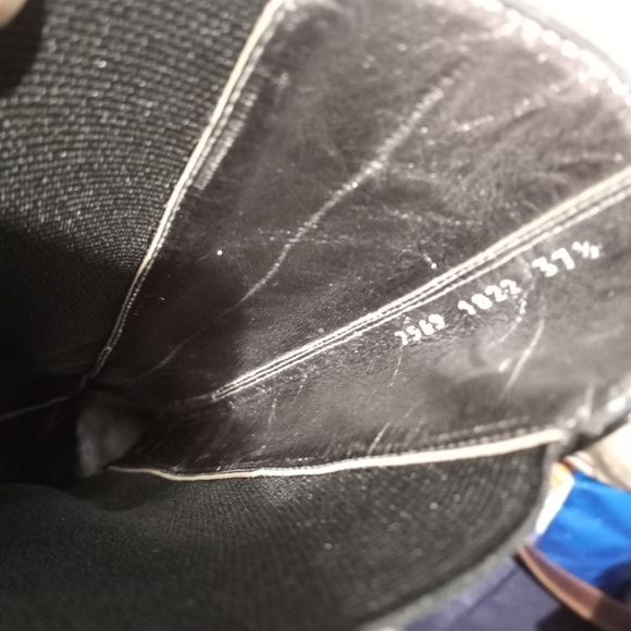 Final Sale - DOLCE & GABBANA Black Patent Pull-on Stiletto Boots, size 37½ - Picture 9 of 9